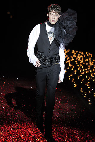 John Galliano / - 2009-2010